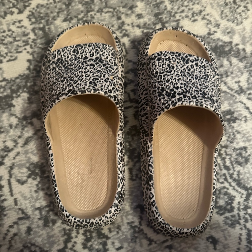 Leopard Print Women's Slide Sandals